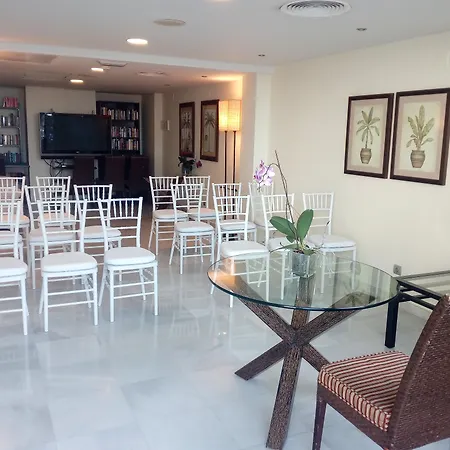 アパートホテル Ona Marinas De 4*