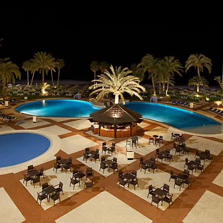 アパートホテル Ona Marinas De ネルハ