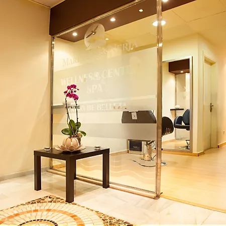 Ona Marinas De アパートホテル ネルハ