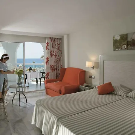 Lägenhetshotell Ona Marinas De Nerja