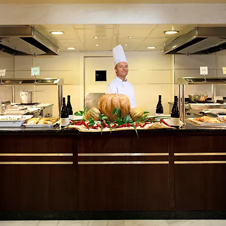 Apartahotel Marinas De Beach&spa