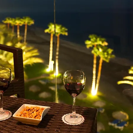 Apartahotel Marinas De Beach&spa 4*