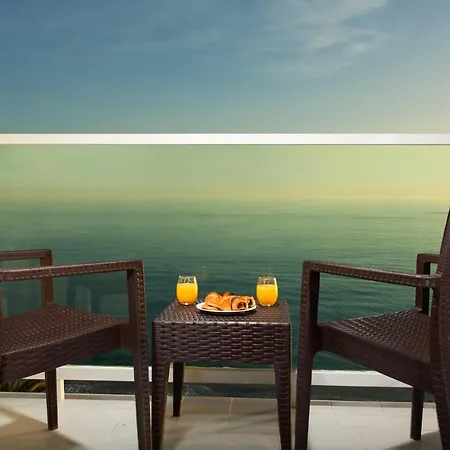 Ona Marinas De 4* Nerja