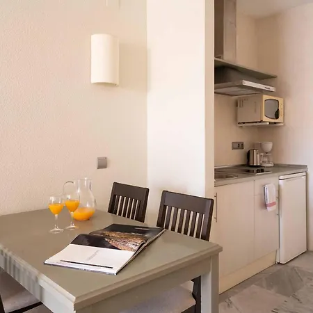 Apartahotel Marinas De Beach&spa Nerja