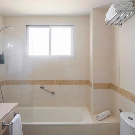 Apartahotel Marinas De Beach&spa 4*