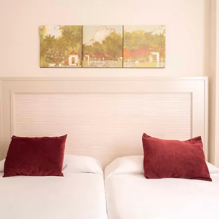 Marinas De Beach&spa Apartahotel Nerja