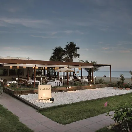 Apartahotel Marinas De Beach&spa