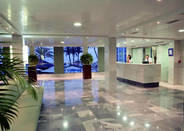 Hotel apartamentowy Ona Marinas De